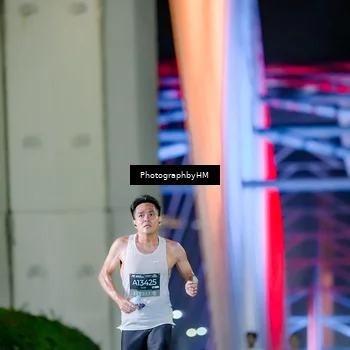 Runner Photo 6259067