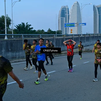 Runner Photo 6259069