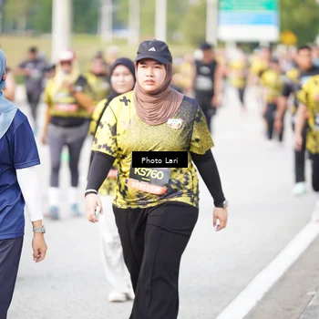 Runner Photo 6259080