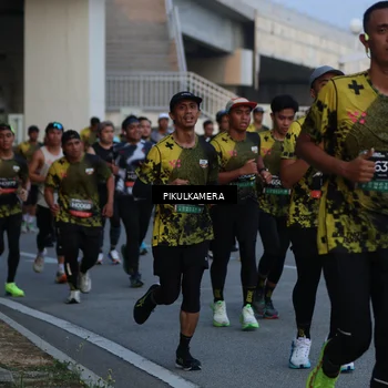Runner Photo 6259103