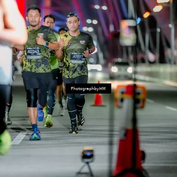 Runner Photo 6259104