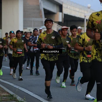 Runner Photo 6259107