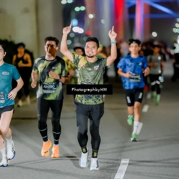 Runner Photo 6259120
