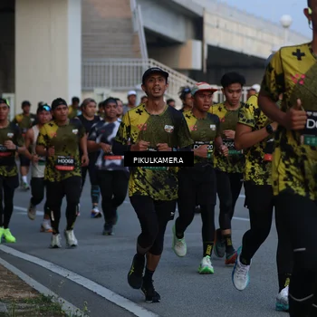 Runner Photo 6259122