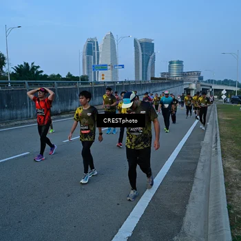 Runner Photo 6259128