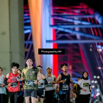 Runner Photo 6259141