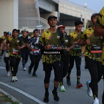 Runner Photo 6259147
