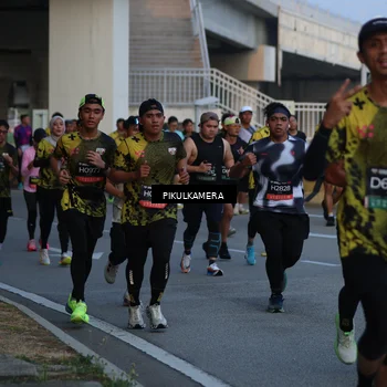 Runner Photo 6259156