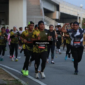 Runner Photo 6259181