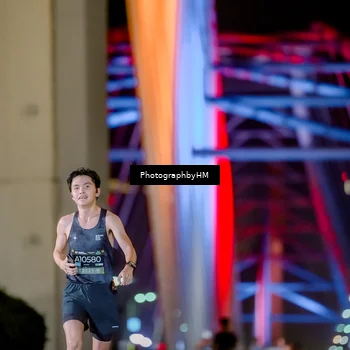 Runner Photo 6259241