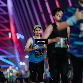 Runner Photo 6259272