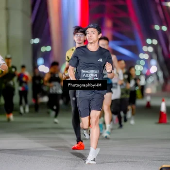 Runner Photo 6259290