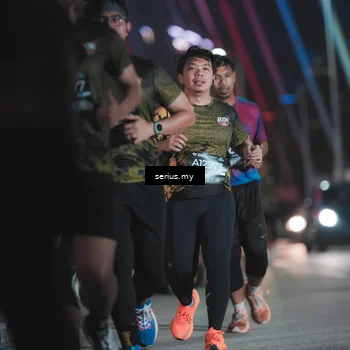 Runner Photo 6259299