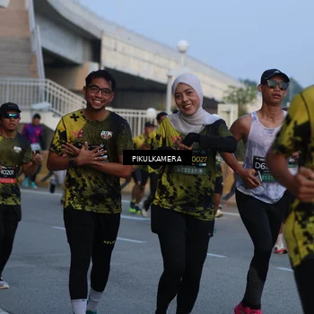 Runner Photo 6259322