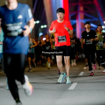 Runner Photo 6259341