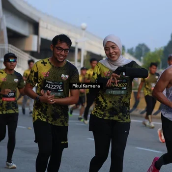 Runner Photo 6259360