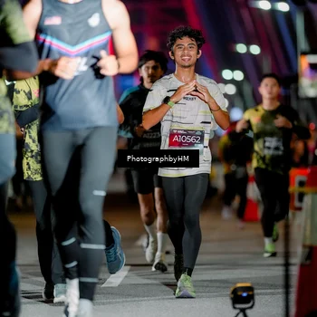 Runner Photo 6259366
