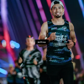 Runner Photo 6259371