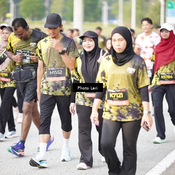 Runner Photo 6259377