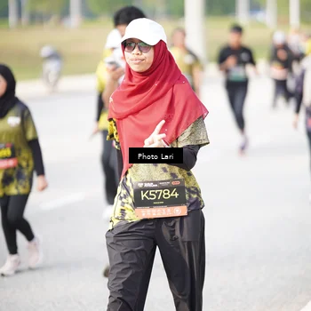 Runner Photo 6259388