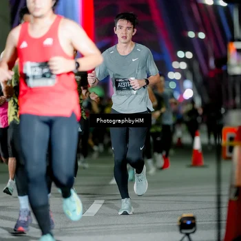 Runner Photo 6259419