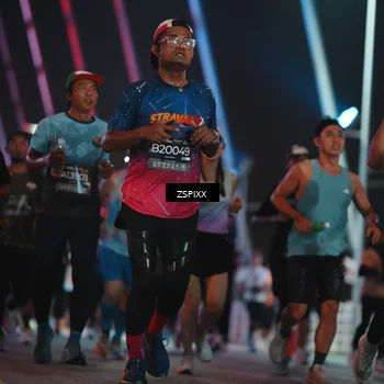 Runner Photo 6259498