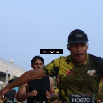 Runner Photo 6259594