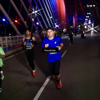 Runner Photo 6259684