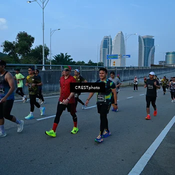 Runner Photo 6259707