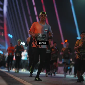 Runner Photo 6259718