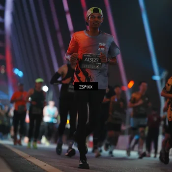 Runner Photo 6259723