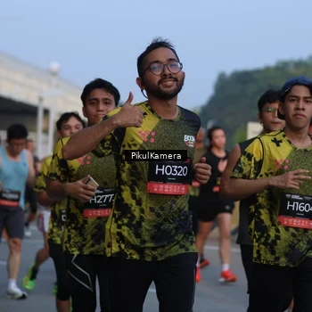 Runner Photo 6259733