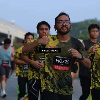 Runner Photo 6259739