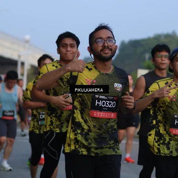 Runner Photo 6259740