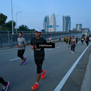 Runner Photo 6259747