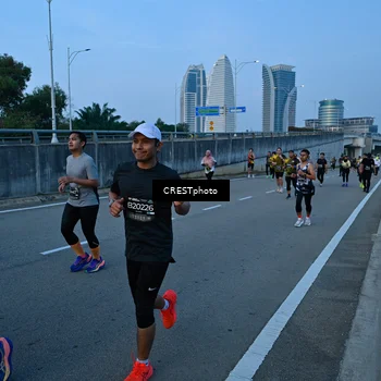 Runner Photo 6259750