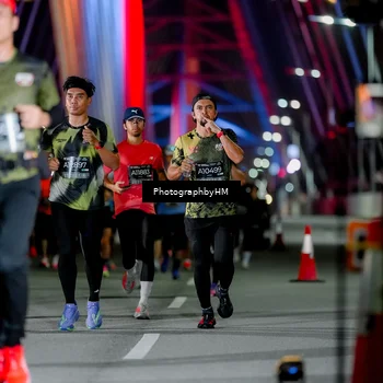 Runner Photo 6259758