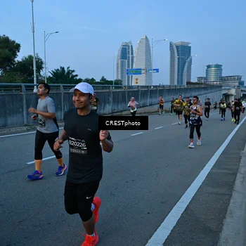 Runner Photo 6259763