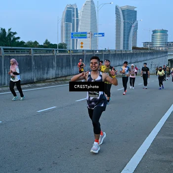 Runner Photo 6259778
