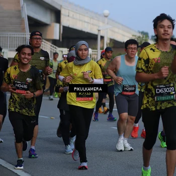 Runner Photo 6259788