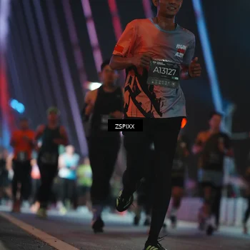 Runner Photo 6259792