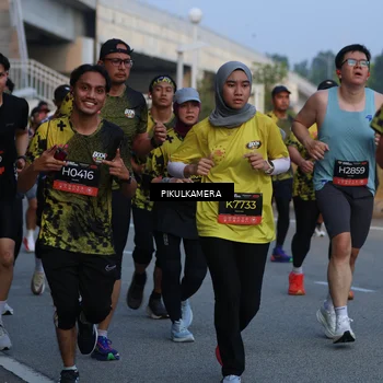 Runner Photo 6259793