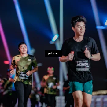 Runner Photo 6259801