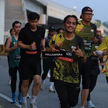 Runner Photo 6259816