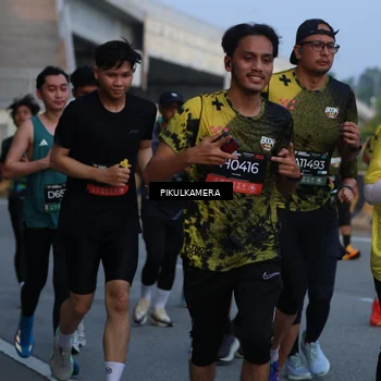 Runner Photo 6259830
