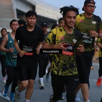 Runner Photo 6259833