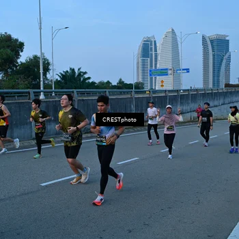 Runner Photo 6259835