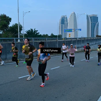 Runner Photo 6259845