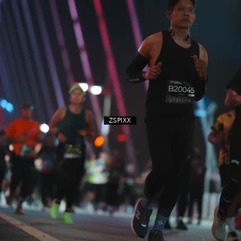 Runner Photo 6259852