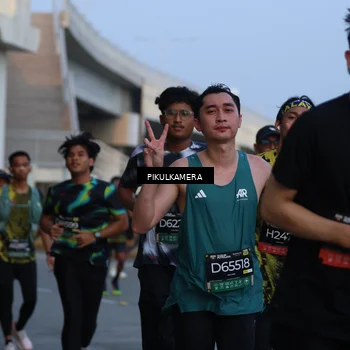 Runner Photo 6259854